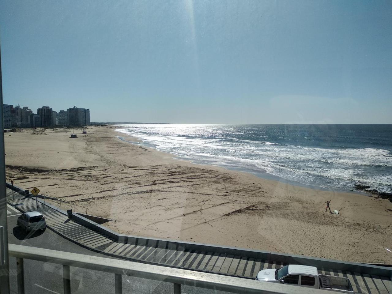 Departamento Frente Al Mar Apartment Punta del Este Luaran gambar